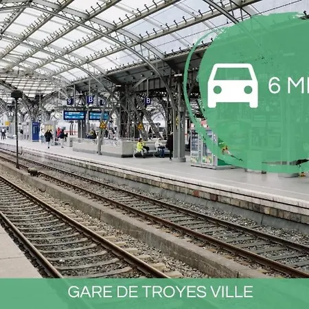 Hotel La Halte Troyenne - Gare - Parking - Confort & Cosy - Rent Immo
