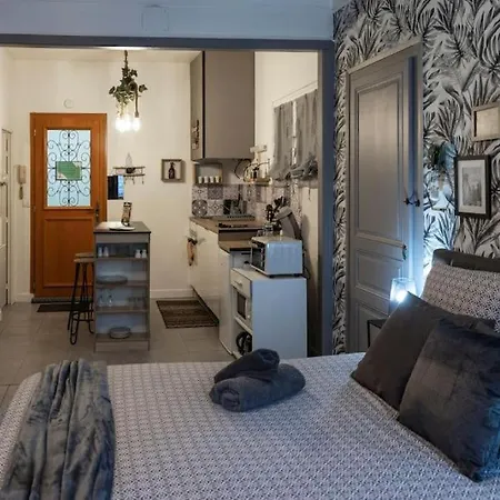 La Halte Troyenne - Gare - Parking - Confort & Cosy - Rent Immo Διαμέρισμα Sainte-Savine